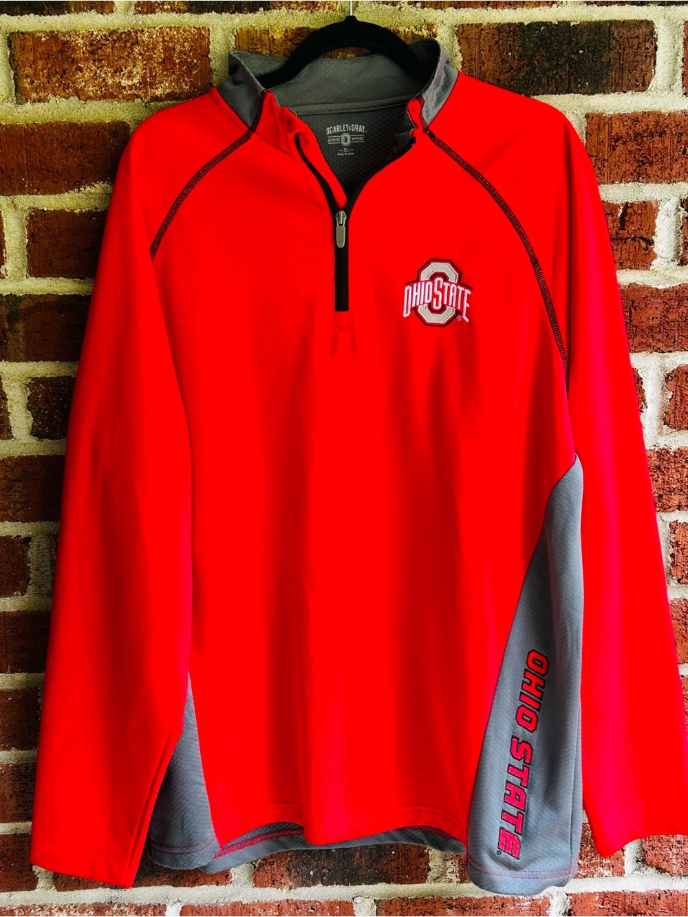 OHIO STATE BUCKEYES MENS LONG SLEEVE 1/4 ZIP PULLOVER  X-LARGE
